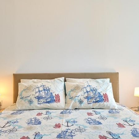 Alina Lake View Apartment Мамая Экстерьер фото