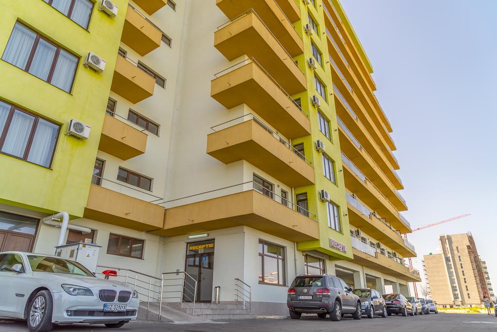 Alina Lake View Apartment Мамая Экстерьер фото